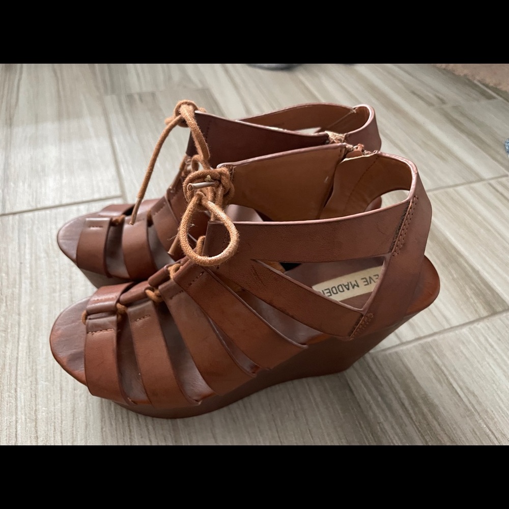 Steve Madden brown leather sandals